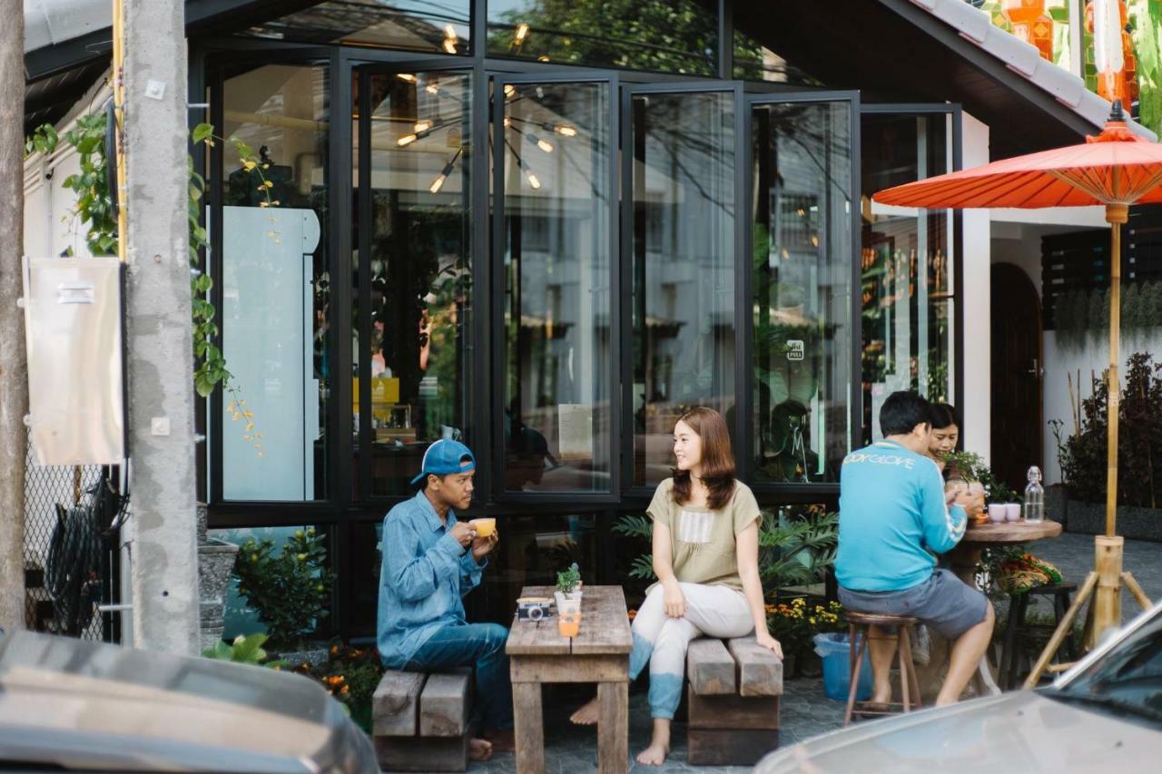 A Pousada Baan Lung Poshtel Chiang Mai Exterior foto